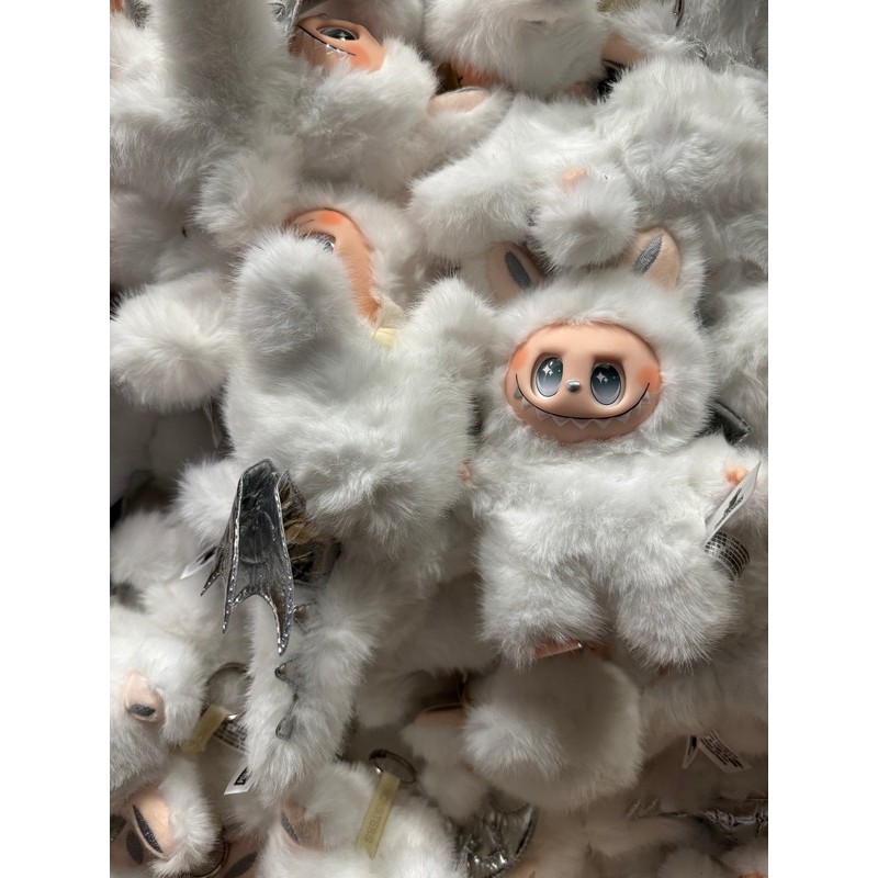 MASKOTKA LABUBU BIAŁY 18CM