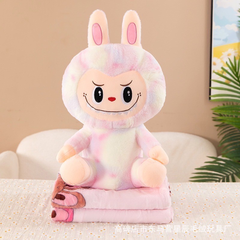 MASKOTKA LABUBU Z KOCEM