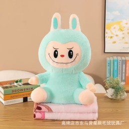 MASKOTKA LABUBU Z KOCEM