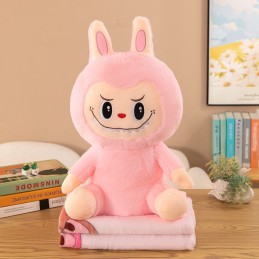 MASKOTKA LABUBU Z KOCEM